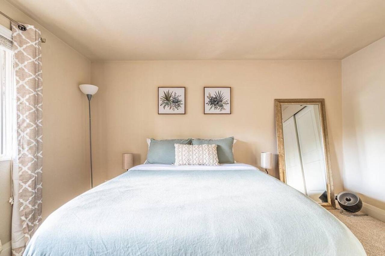 Modern And Spacious Apartment- Gym, Wifi, Free Parking Seattle Exterior foto