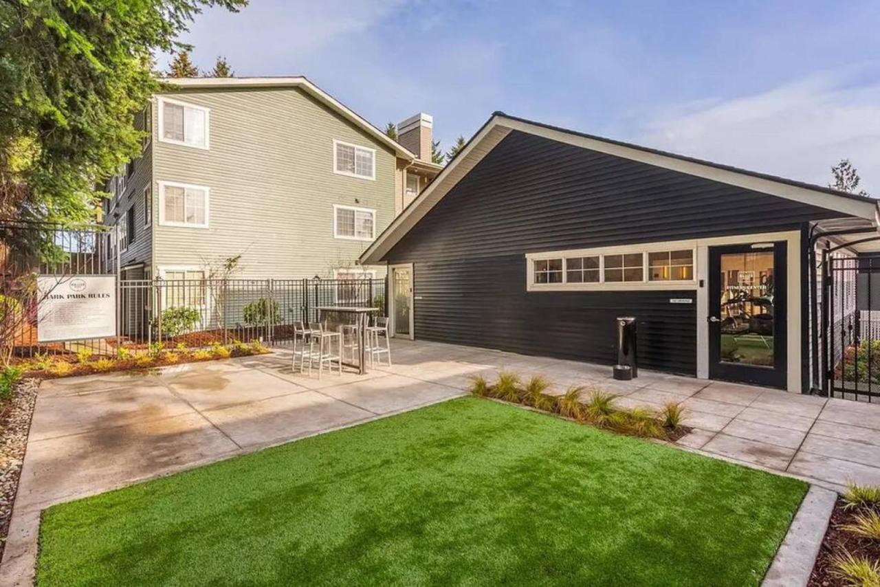 Modern And Spacious Apartment- Gym, Wifi, Free Parking Seattle Exterior foto